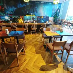 Cafe OASE（横浜ブルク13内）