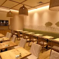 こなな なんばパークス店