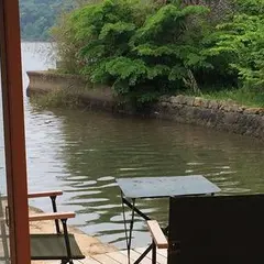 waterside cottage Heron