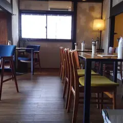 トイロニ