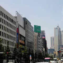 arts 新宿店