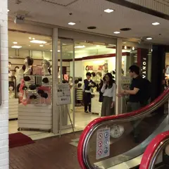 レンガ館モール