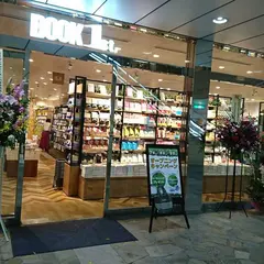 ブックファースト 六本木店