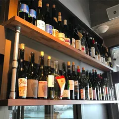 BISTRO bom ba