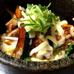 創作韓国料理Cheyone(チェヨン)