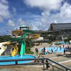 糸満市西崎プール