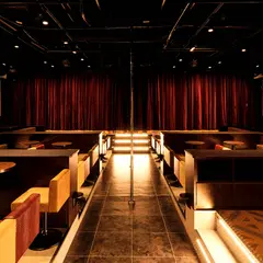 バーレスク名古屋 ガールズショーレストラン