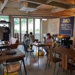 CAFE THE RAD