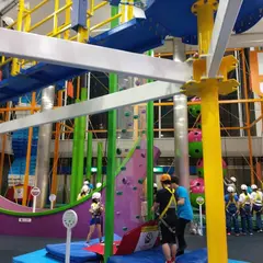 SPACE ATHLETIC TONDEMI “HEIWAJIMA”