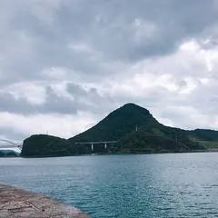 三角西港