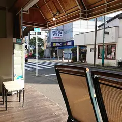 モーモーズ