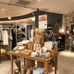 Assemblage アッサンブラージュ