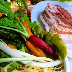 湘南肉豚屋