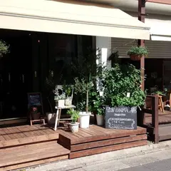 THE DAFFODILS flowershop