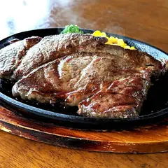 炭火焼ステーキ&ハンバーグ GOLDステーキ