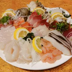 遊魚 舟