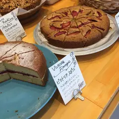 GROOVY BAKERS