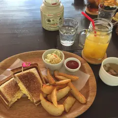 ココロアカフェ