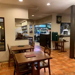 Kitchen cafe and pizza 麦秋