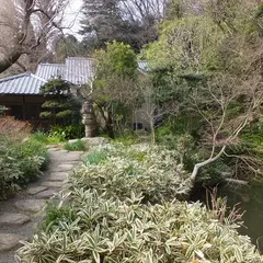 関口芭蕉庵