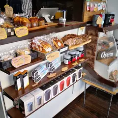 Cafe +64