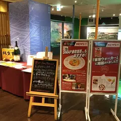 築地ボン・マルシェカフェ・レストランコーナー