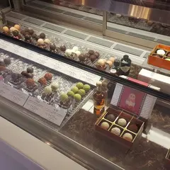 ショコラティエ バラノフ