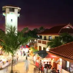 Chamorro Village（チャモロ・ビレッジ）