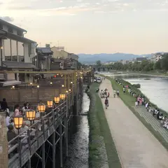 いづもや