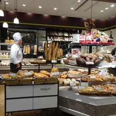 ル・ブーランジェ・ドゥ・モンジュ GINZA SIX店