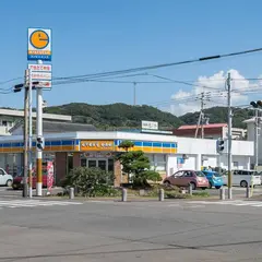 ファミリーマート 西之表鴨女店