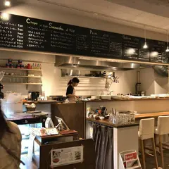 cafe×dining Christopher Robin（カフェダイニング クリストファーロビン）