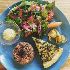 Vegan Cafe Thallo