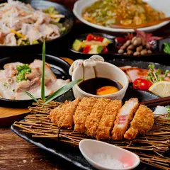 長崎芳寿豚と地場野菜 新町なみなみ