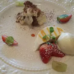 ピュ センプレ