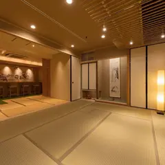 穏の座