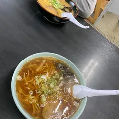 ラーメン専門三代目月見軒