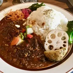 Mikazuki Curry SAMURAI.下北沢店