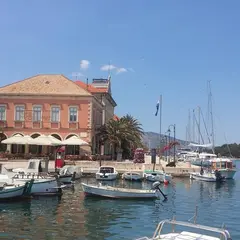スターリ・グラード平原（Stari Grad）