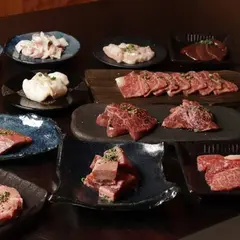 肉maro おとんば東上野店 1F 串焼き / 2F 焼肉
