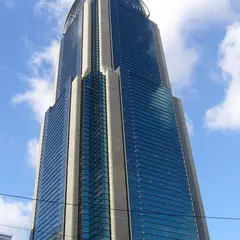 ピアスタワー