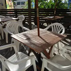 パイナガマcafé