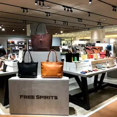財布と鞄の専門店 フリースピリッツ大阪店