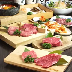 肉菜工房 うしすけ クロスガーデン多摩店