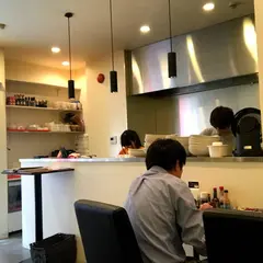 パルフェ 県庁前本店