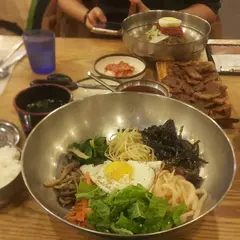 육쌈냉면