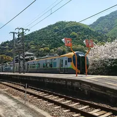 箕浦駅