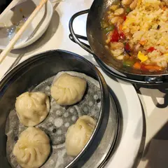 龍華楼