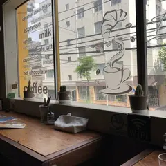 ファフィたまごのパンケーキg-plus