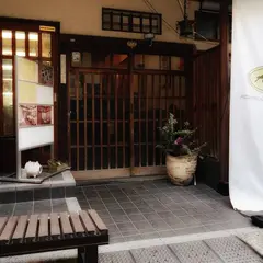 アンジェラ